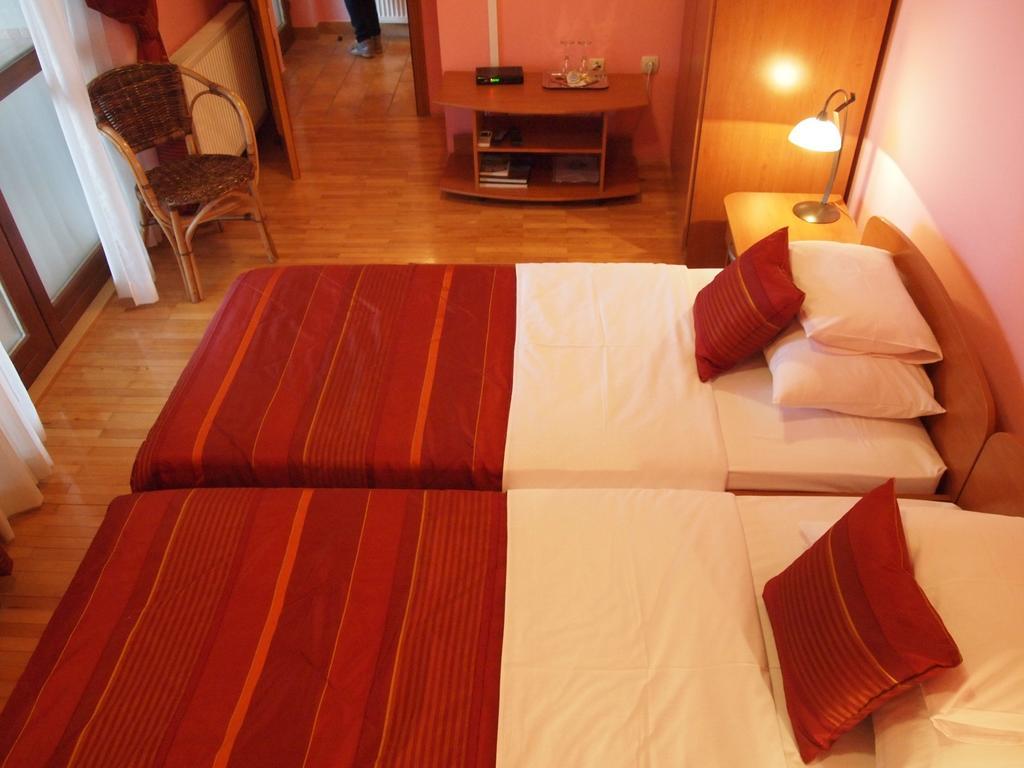 Podrumi Kolar "Suza Baranje" Kneževi Vinogradi Extérieur photo